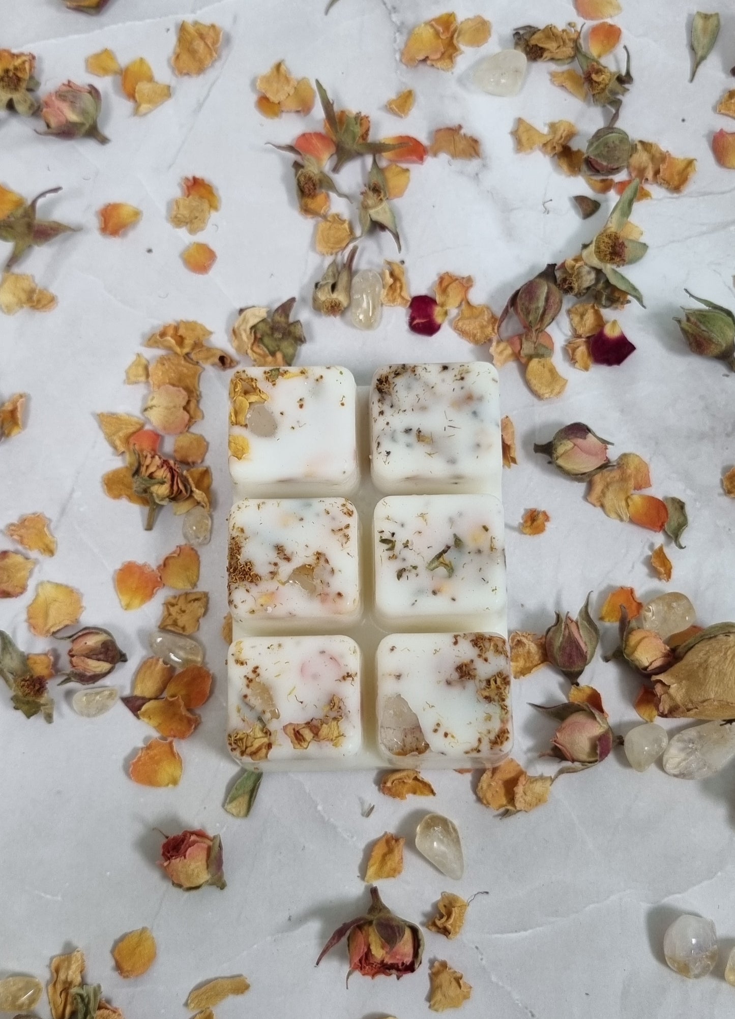 Novelty -  Happiness Luxury wax melts with Citrine crystal chips. Luxury wax melts with dried roses. High fragranced, long lasting.