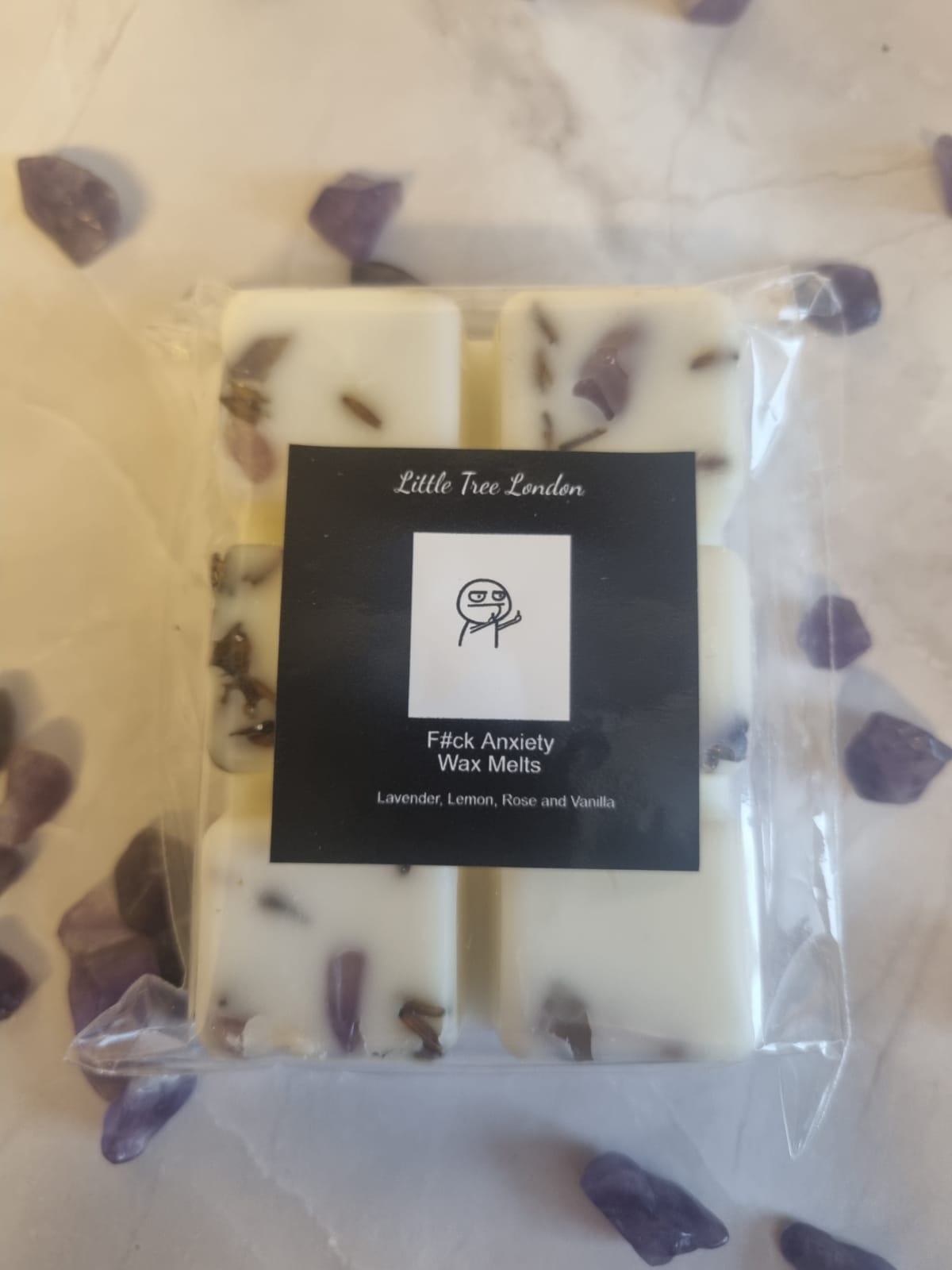 Novelty - Anxiety Luxury wax melts with amethyst crystals chips. Luxury Lavender wax melts for relaxation and calmness.