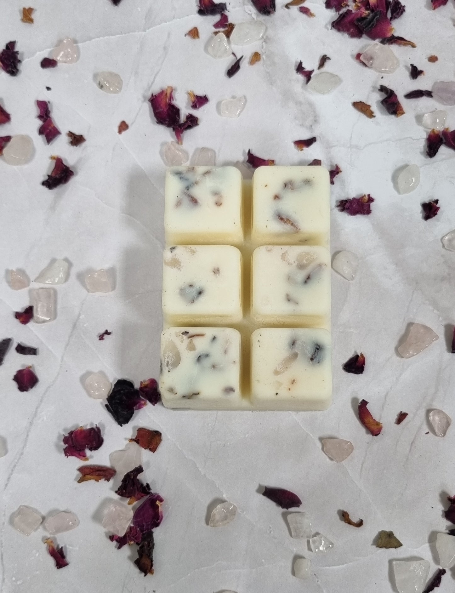 Novelty - Self-love Luxury wax melts with Rose Quartz crystals chips. Unique wax melts with dried roses. High fragranced, long lasting.